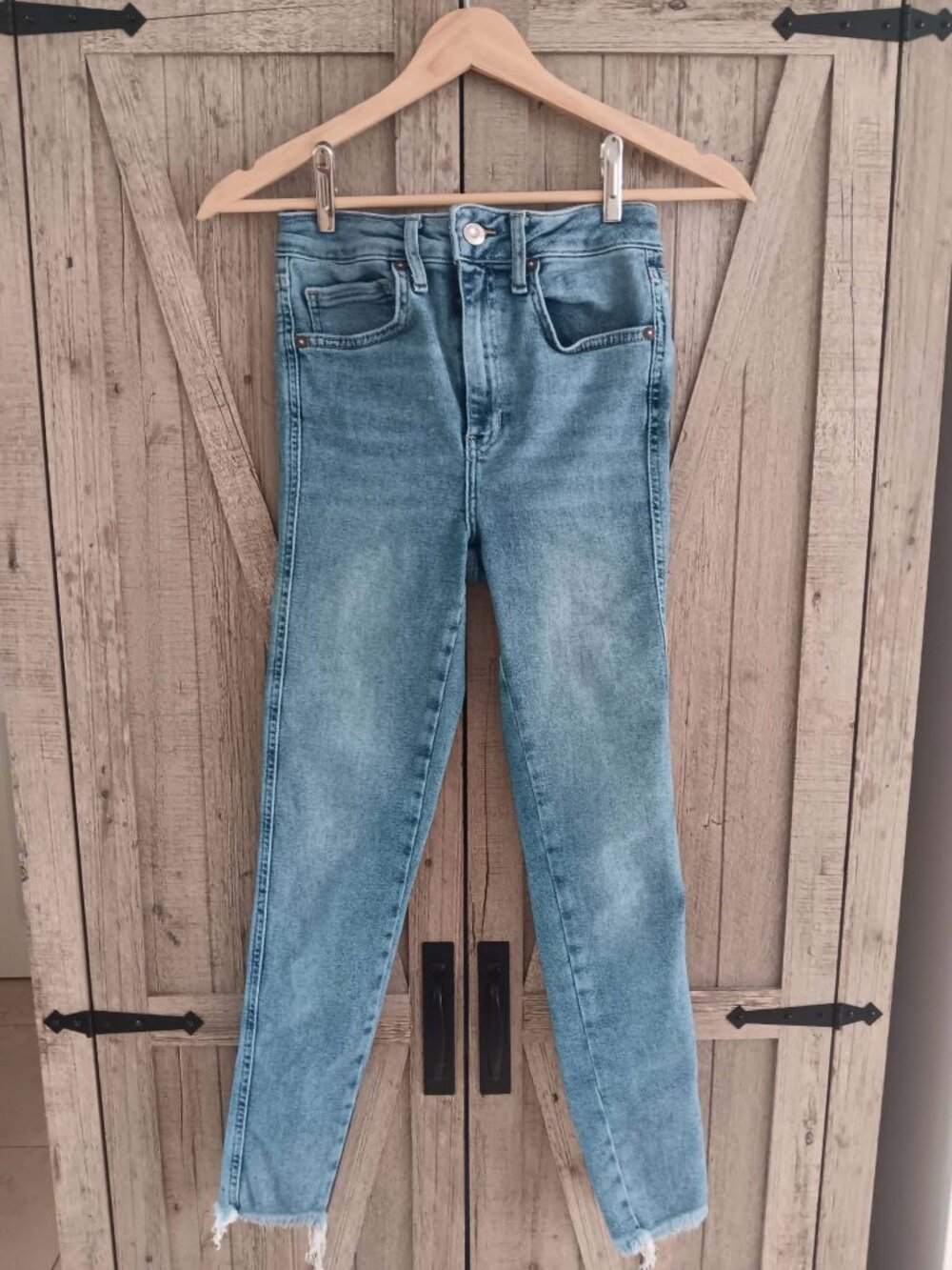 We The Free Skinny Jeans Size 27